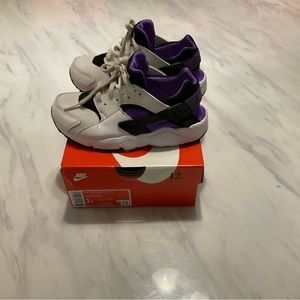 Nike Kids- Huarache Run 2.0/ Littke Kids size:1